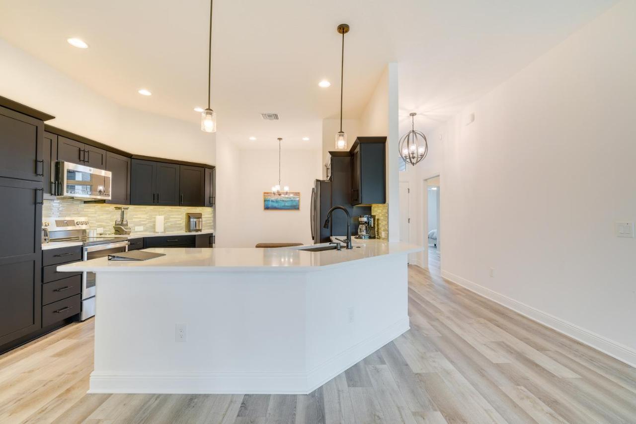Updated Villages Retreat With Screened Patio! Leesburg Luaran gambar