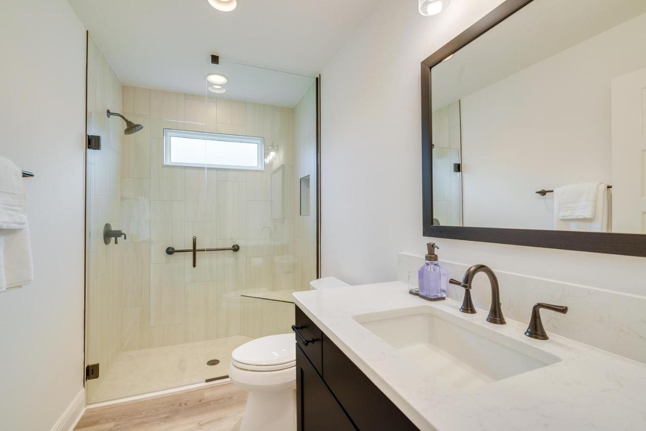 Updated Villages Retreat With Screened Patio! Leesburg Luaran gambar